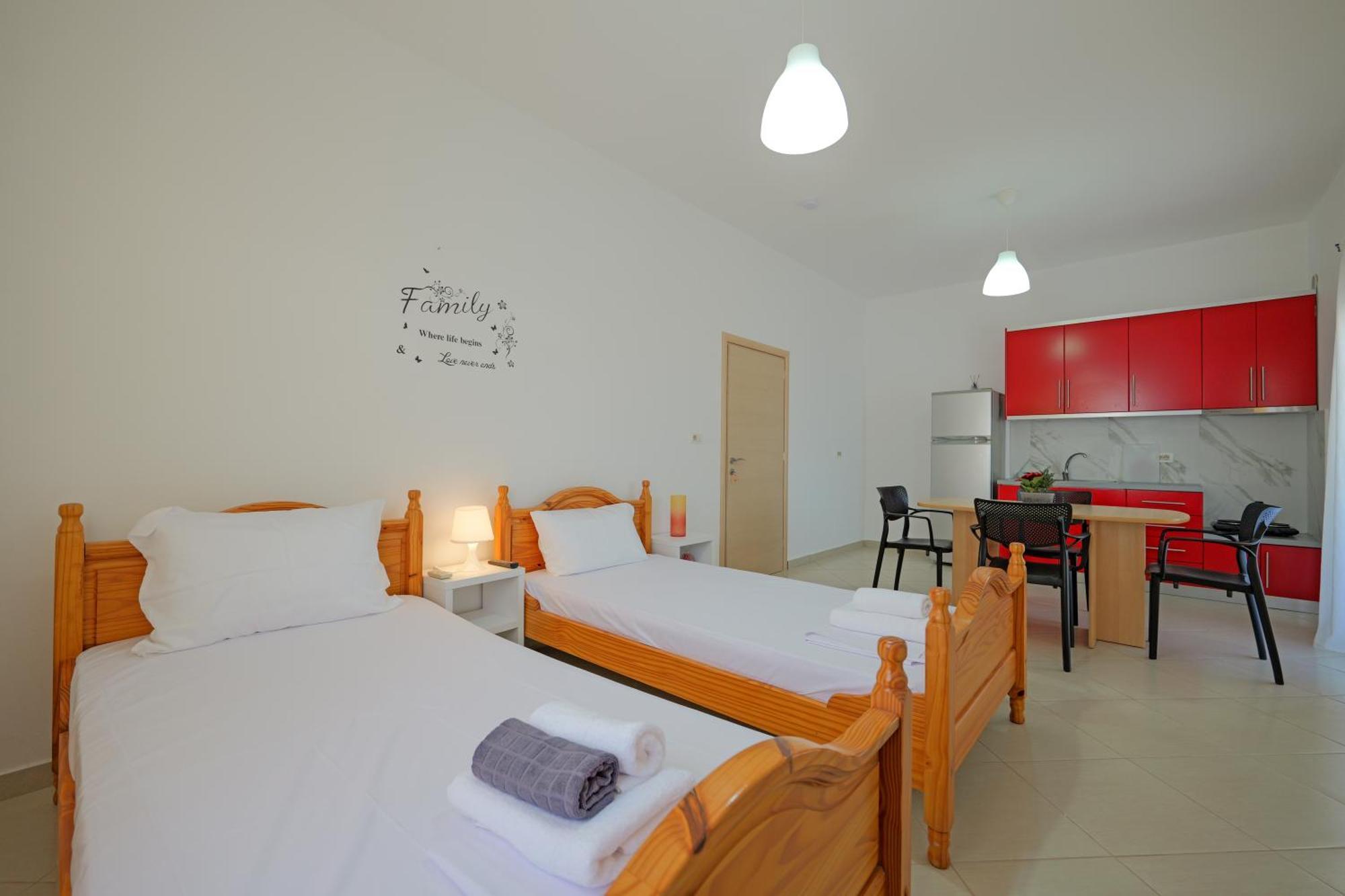 Central Garden Residence Sofia - Free Parking Ksamil Ngoại thất bức ảnh