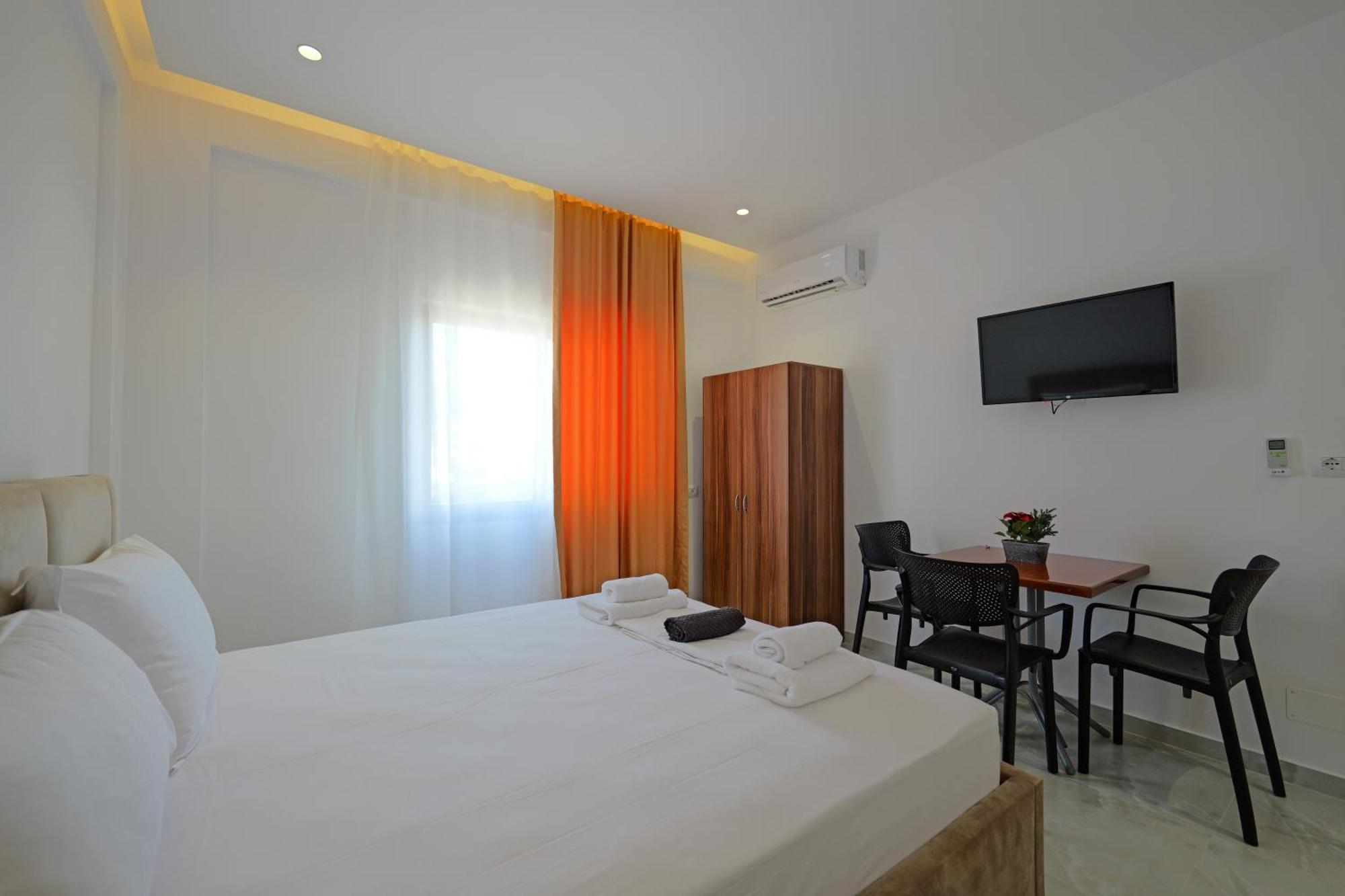 Central Garden Residence Sofia - Free Parking Ksamil Ngoại thất bức ảnh