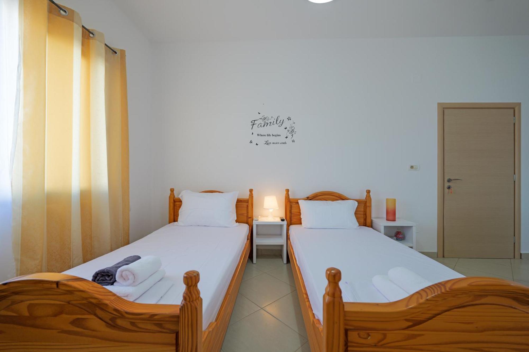 Central Garden Residence Sofia - Free Parking Ksamil Ngoại thất bức ảnh