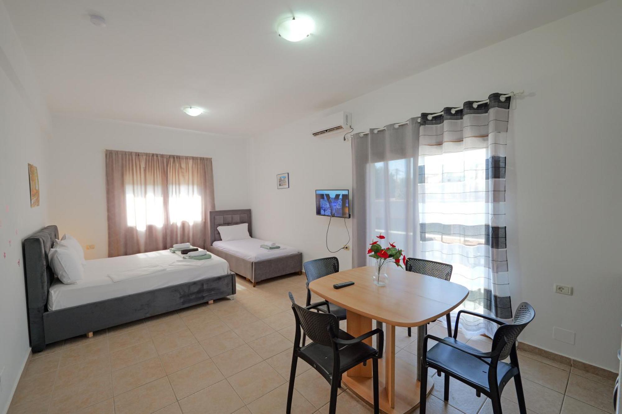 Central Garden Residence Sofia - Free Parking Ksamil Ngoại thất bức ảnh