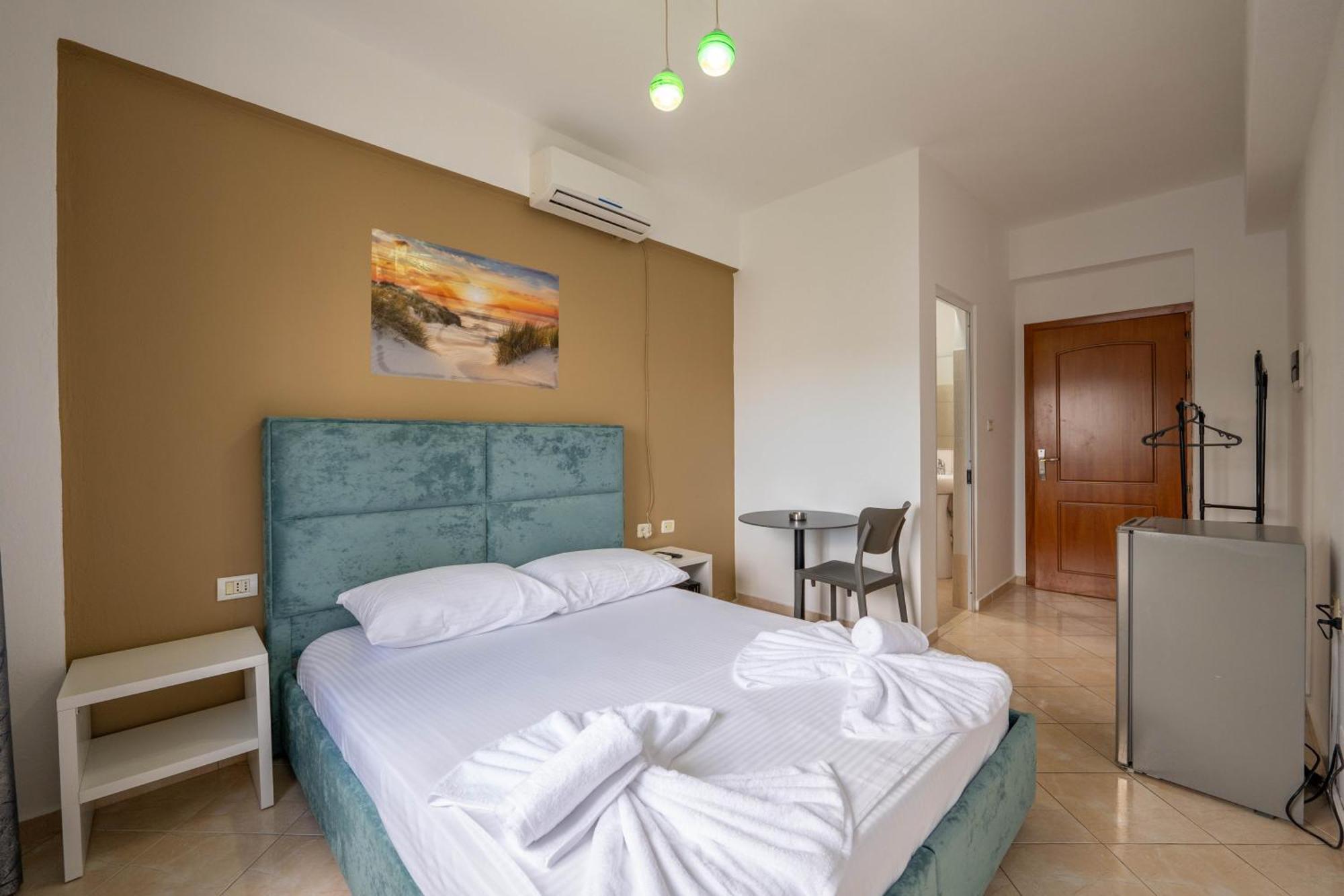 Central Garden Residence Sofia - Free Parking Ksamil Ngoại thất bức ảnh
