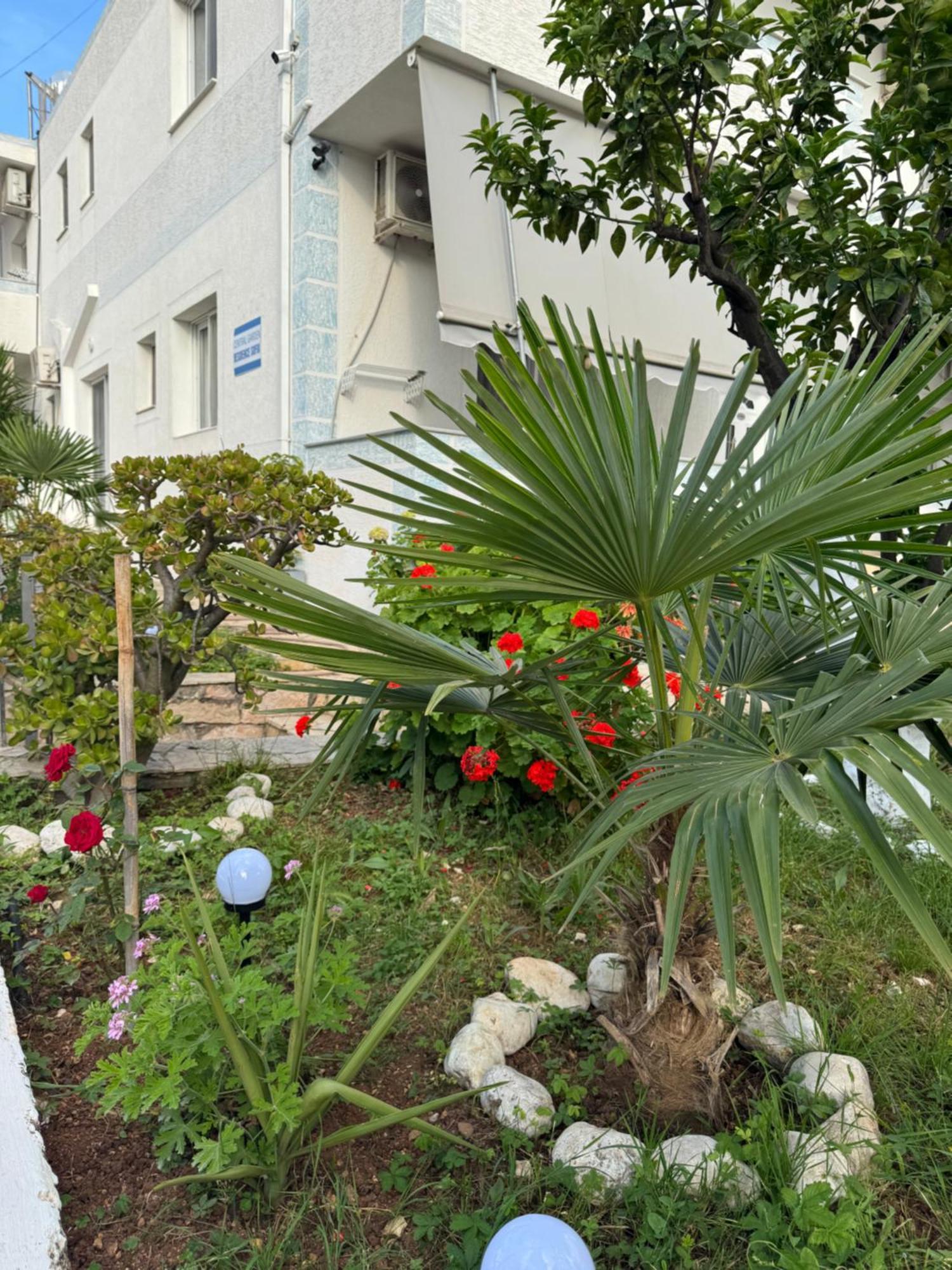 Central Garden Residence Sofia - Free Parking Ksamil Ngoại thất bức ảnh